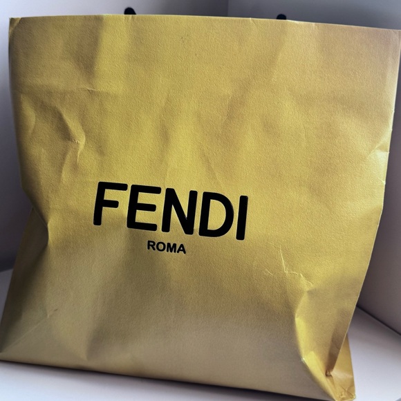 Fendi men’s wallet - Picture 9 of 10